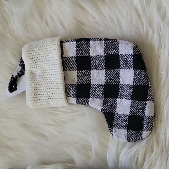 St. Nicholas Square small initial stocking NWOT - Picture 3 of 7